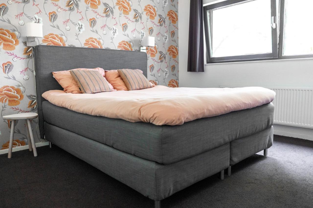 Bed and Breakfast Avellano à Helmond Extérieur photo